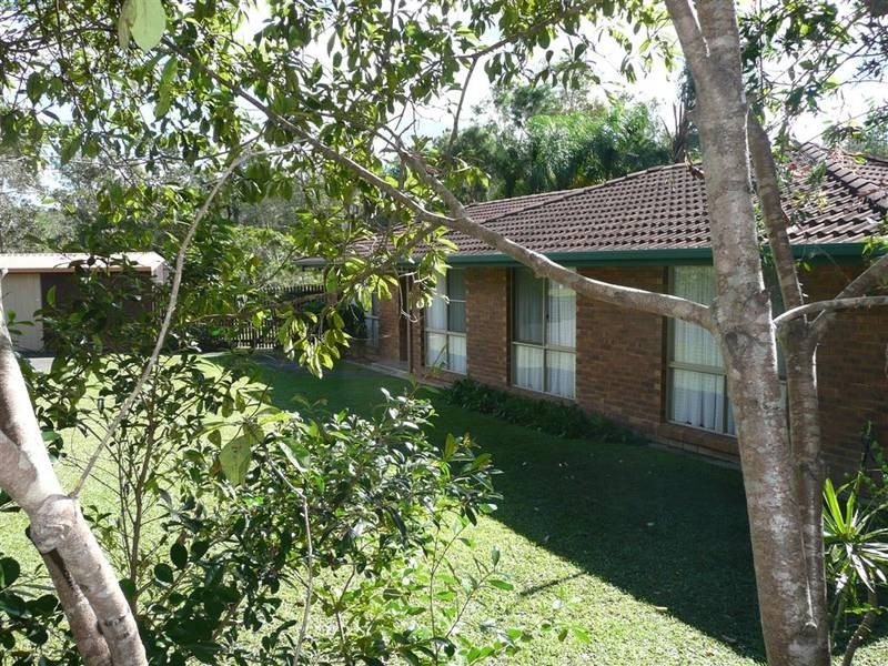 122 Peachester Road, Beerwah QLD 4519