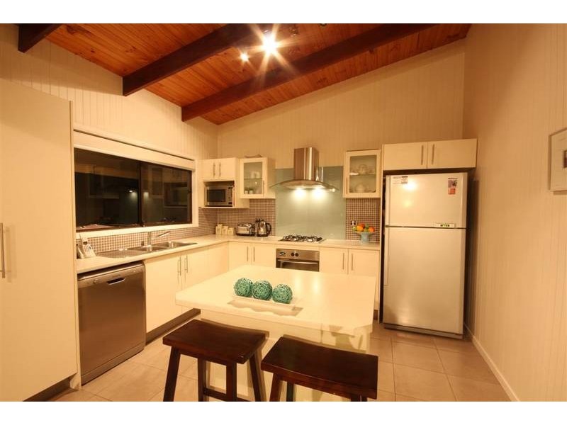 Glass House Mountains QLD 4518