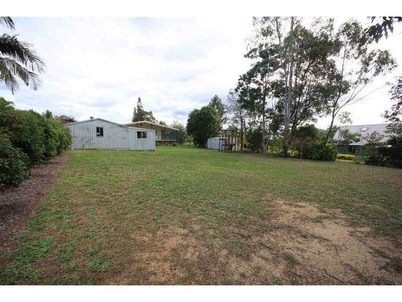 Glass House Mountains QLD 4518