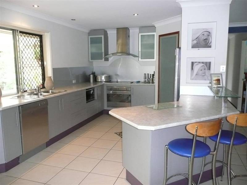 1 Bulic Court, Glass House Mountains QLD 4518