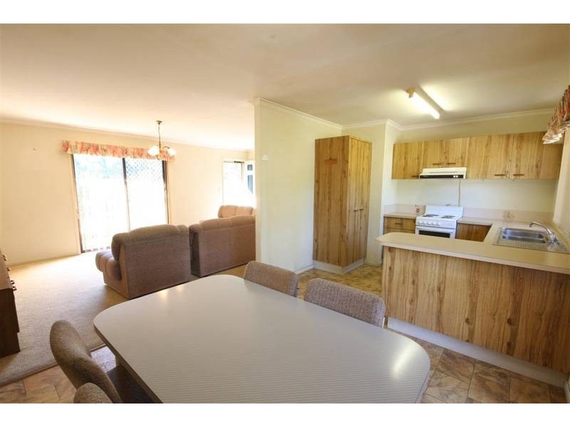 20 Montrose Street, Beerwah QLD 4519