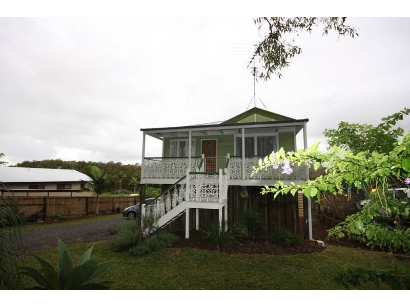 9 Sahara Road, Glass House Mountains QLD 4518