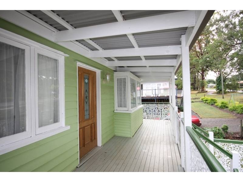 9 Sahara Road, Glass House Mountains QLD 4518