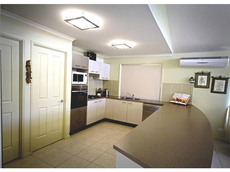 114 Pikes Road, Glass House Mountains QLD 4518