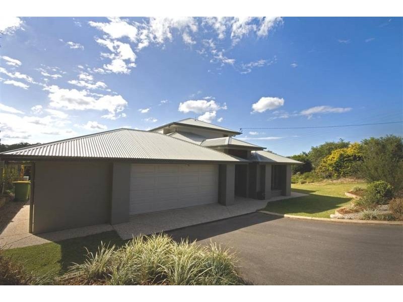 114 Pikes Road, Glass House Mountains QLD 4518
