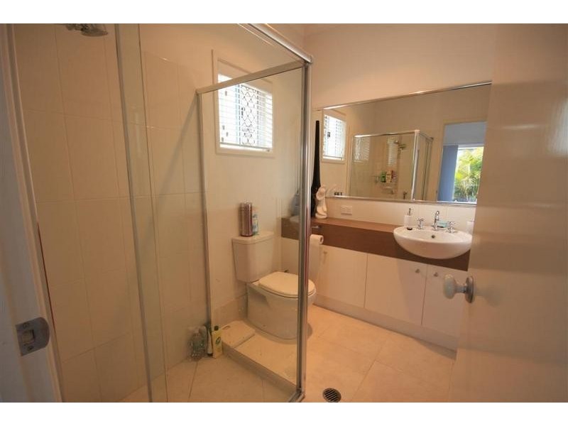 10 Flinders Avenue, Beerwah QLD 4519