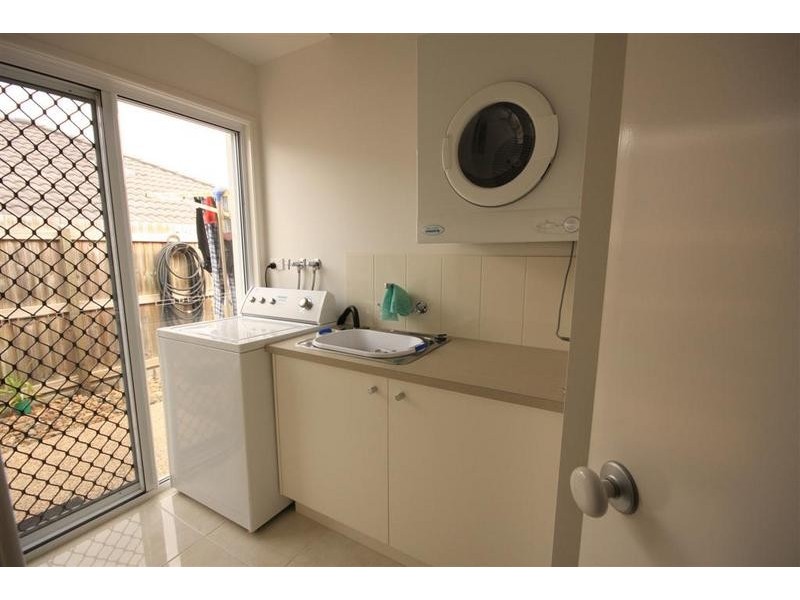 10 Flinders Avenue, Beerwah QLD 4519