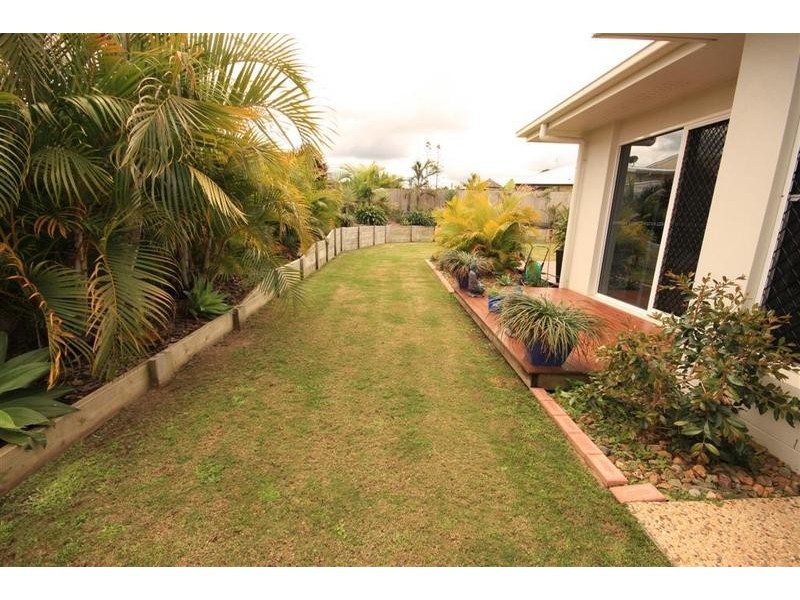 10 Flinders Avenue, Beerwah QLD 4519
