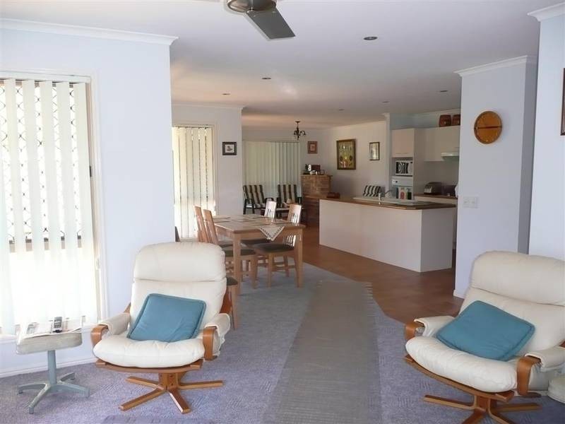 39 Newton Drive, Beerwah QLD 4519