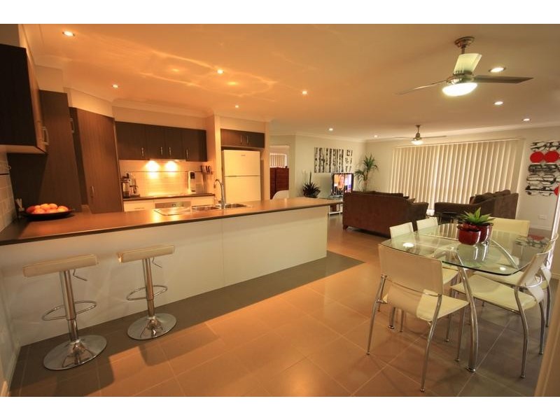 Glass House Mountains QLD 4518