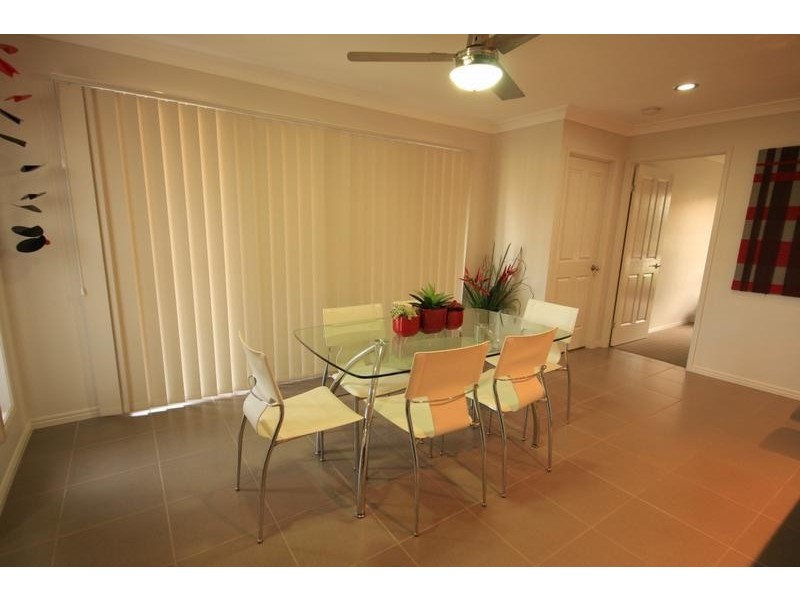 Glass House Mountains QLD 4518