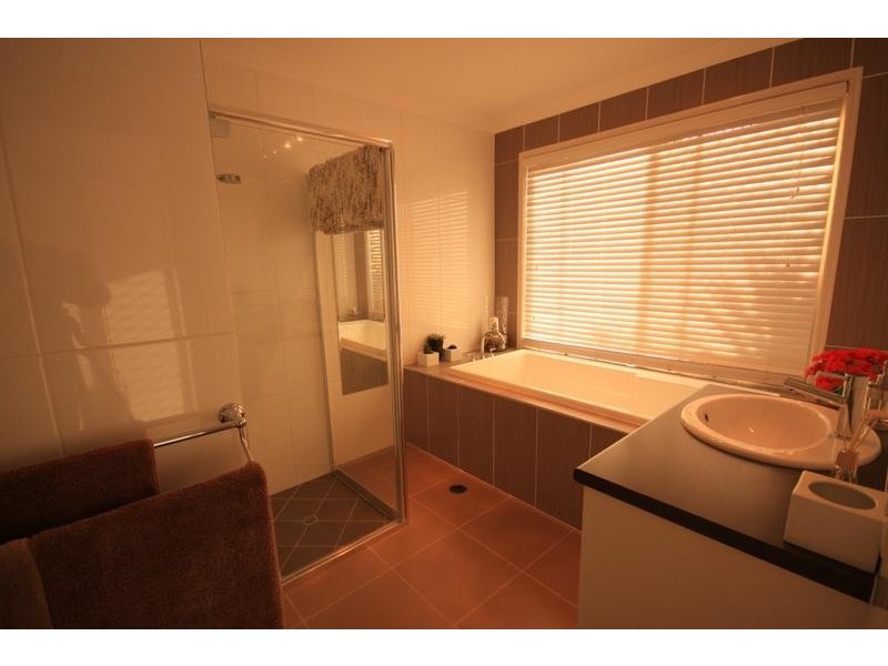 Glass House Mountains QLD 4518