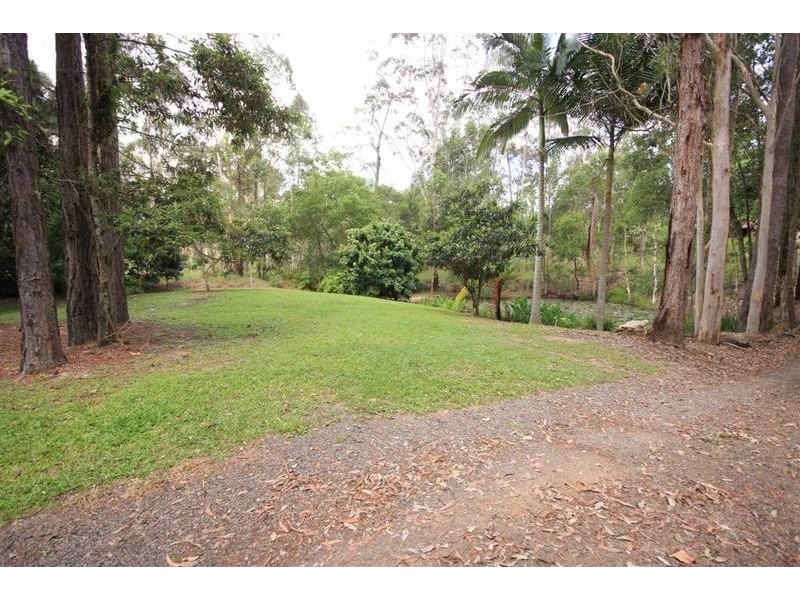 Glass House Mountains QLD 4518