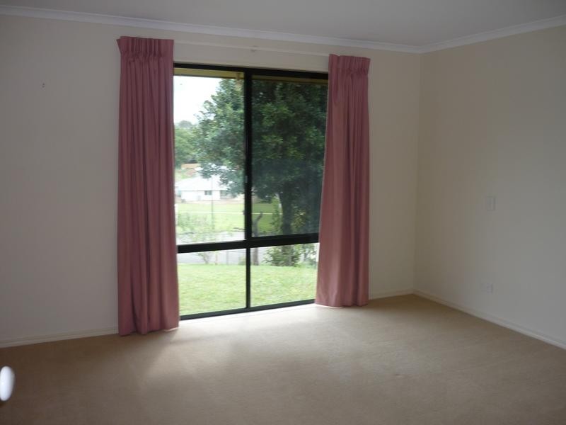 Glass House Mountains QLD 4518
