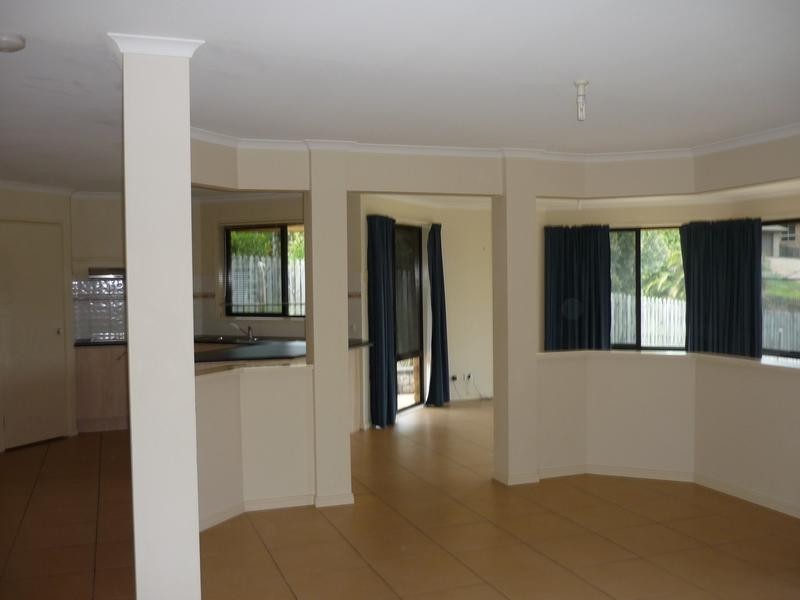 Glass House Mountains QLD 4518