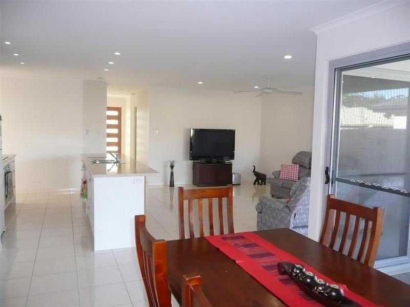 17 Red Ash Court, Beerwah QLD 4519