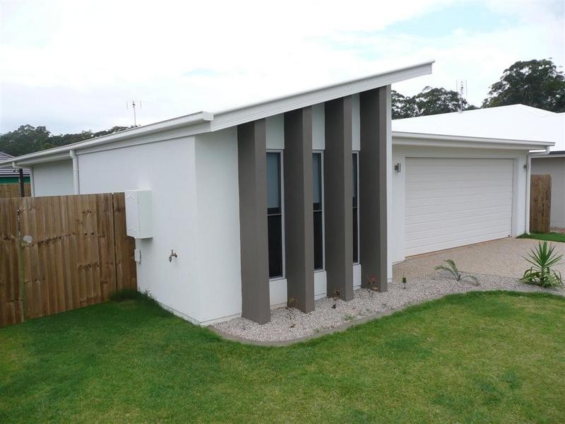 17 Red Ash Court, Beerwah QLD 4519