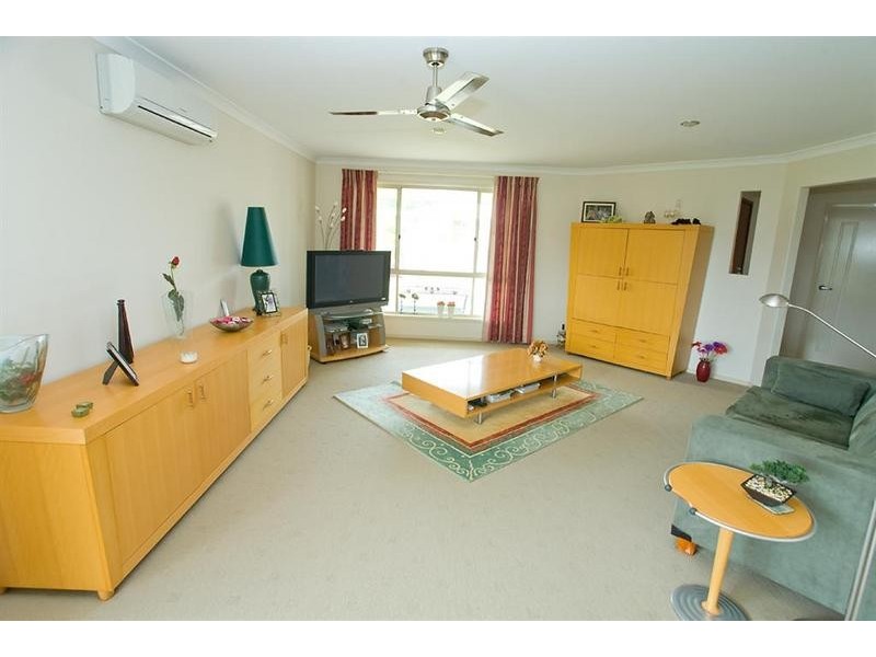 2 Matthew Street, Beerwah QLD 4519