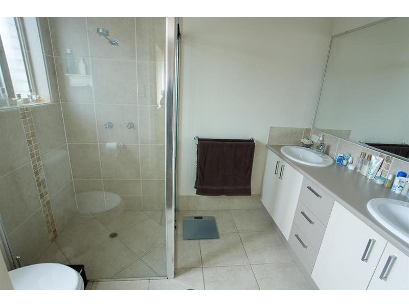 2 Matthew Street, Beerwah QLD 4519