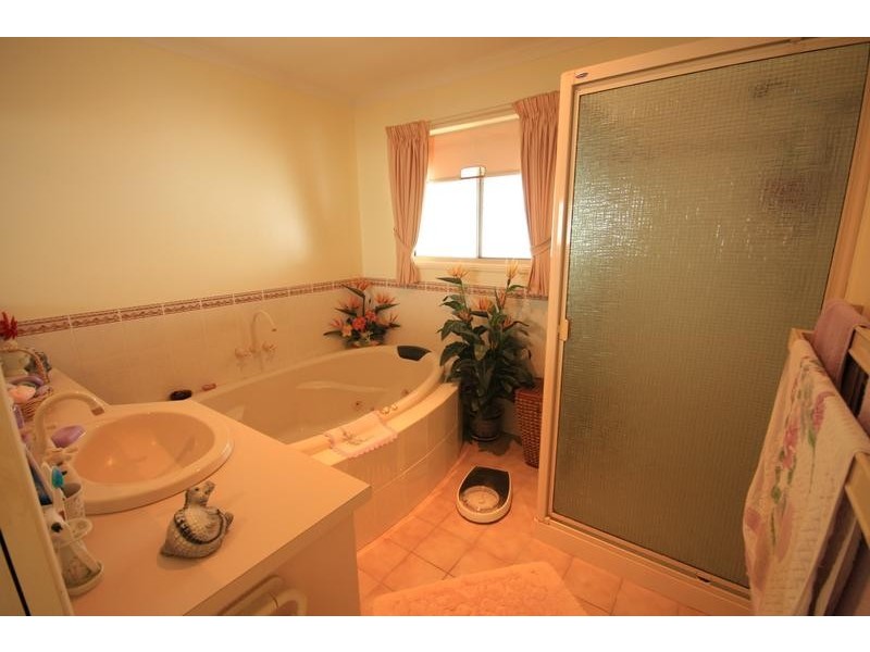 Little Mountain QLD 4551