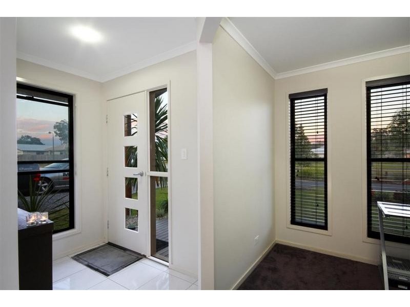 20 Woodgrove Boulevard, Beerwah QLD 4519