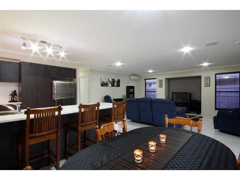 20 Woodgrove Boulevard, Beerwah QLD 4519