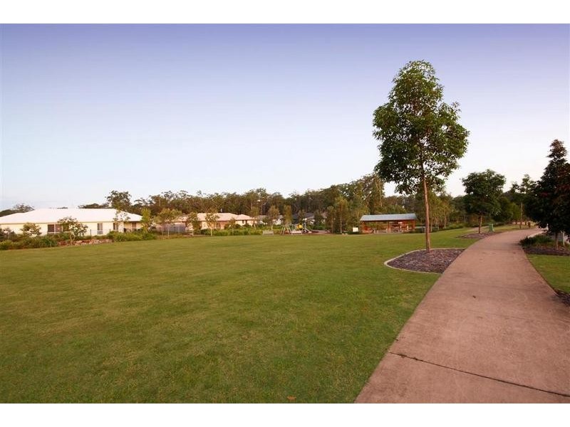 20 Woodgrove Boulevard, Beerwah QLD 4519
