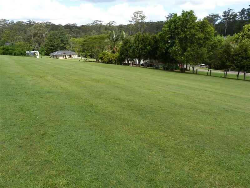 49 Baker-Finch Avenue, Peachester QLD 4519