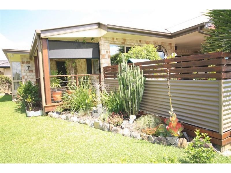 7 Parkside Drive, Beerwah QLD 4519