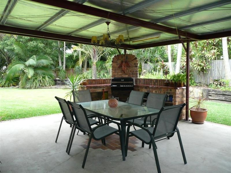 Glass House Mountains QLD 4518