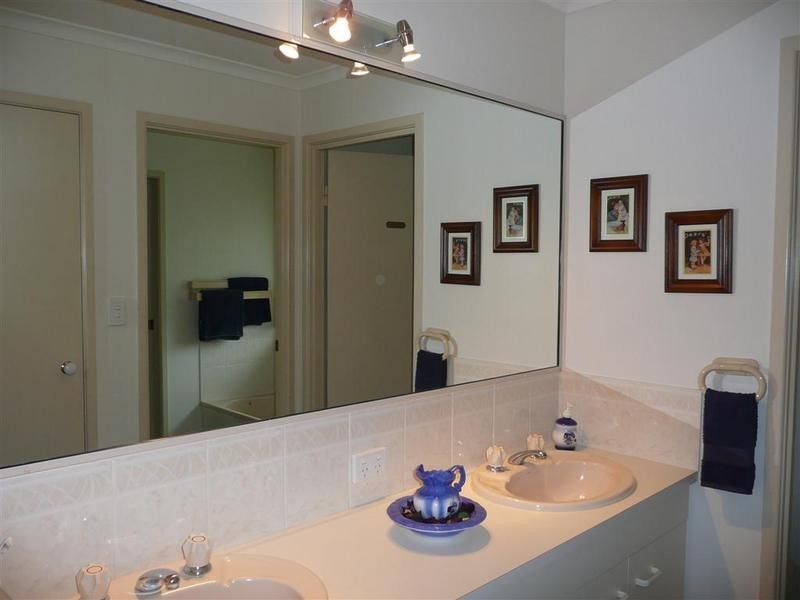 Glass House Mountains QLD 4518