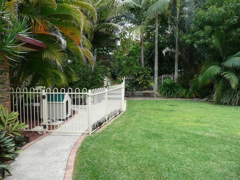 Glass House Mountains QLD 4518