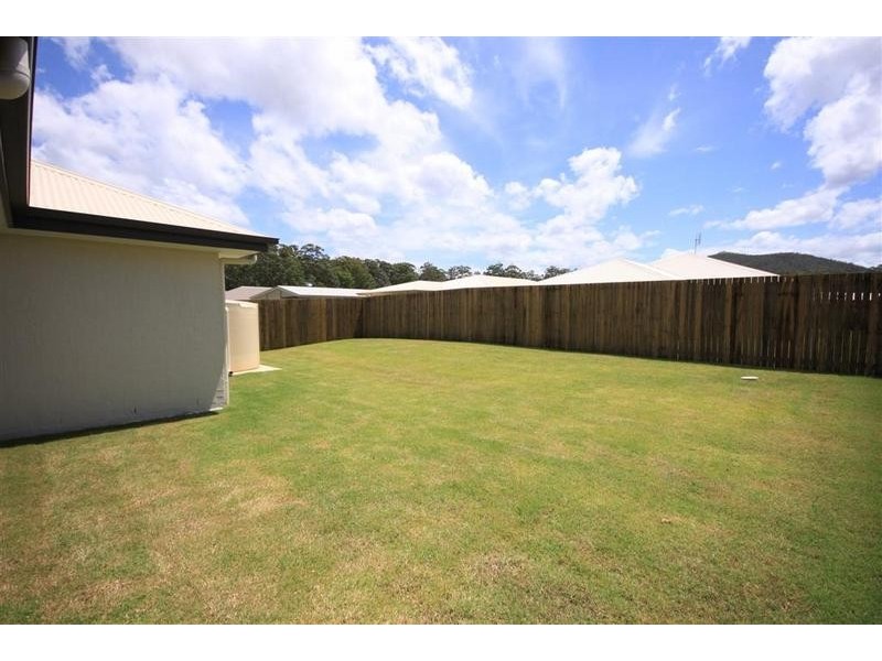 18 Whistler Place, Beerwah QLD 4519