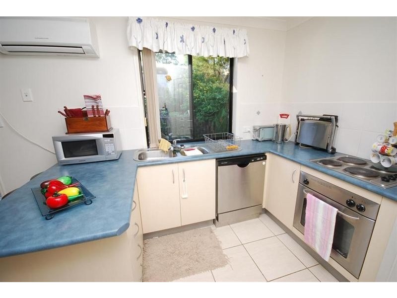 9 Olivia Court, Landsborough QLD 4550