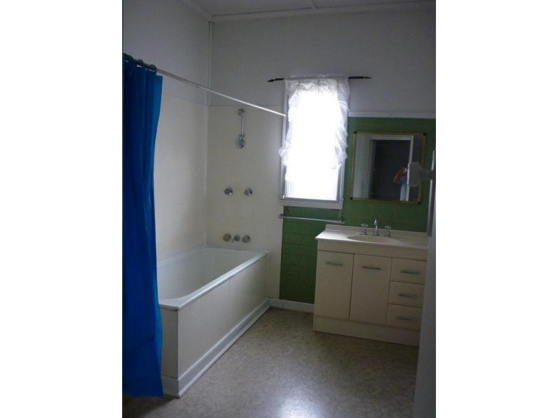 Glass House Mountains QLD 4518