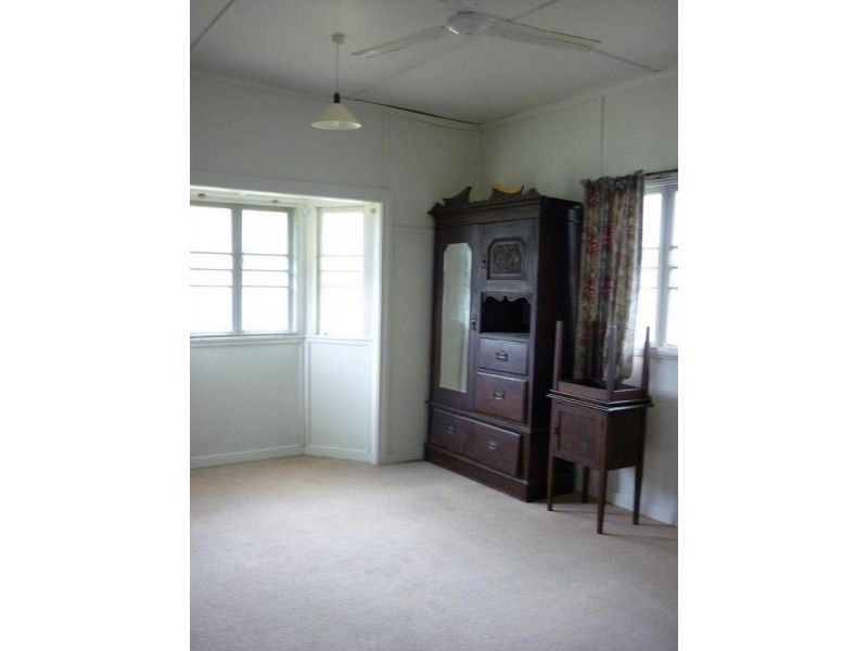 Glass House Mountains QLD 4518