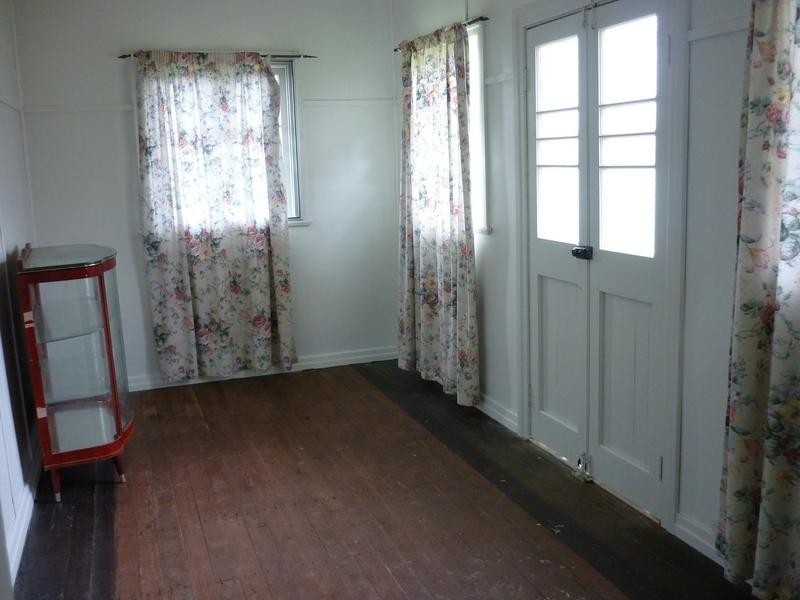 Glass House Mountains QLD 4518