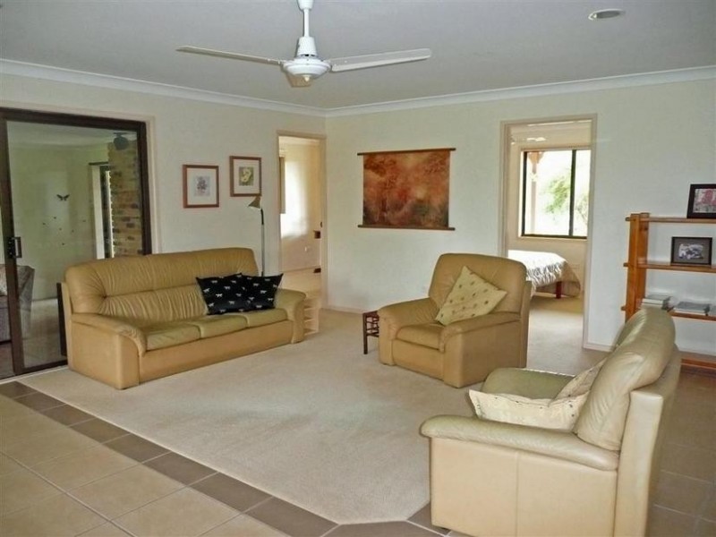 112 Yeates Road, Beerwah QLD 4519