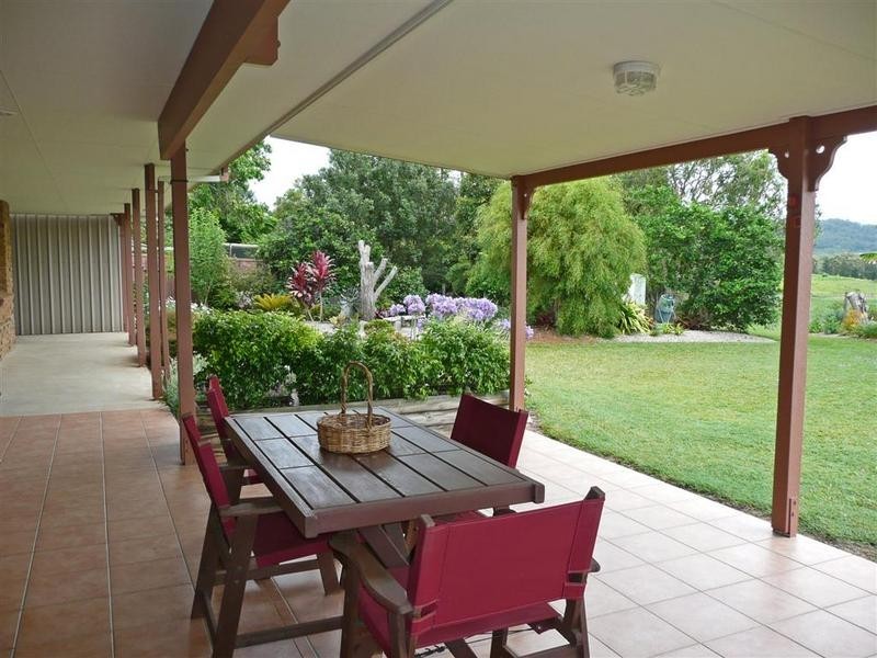 112 Yeates Road, Beerwah QLD 4519