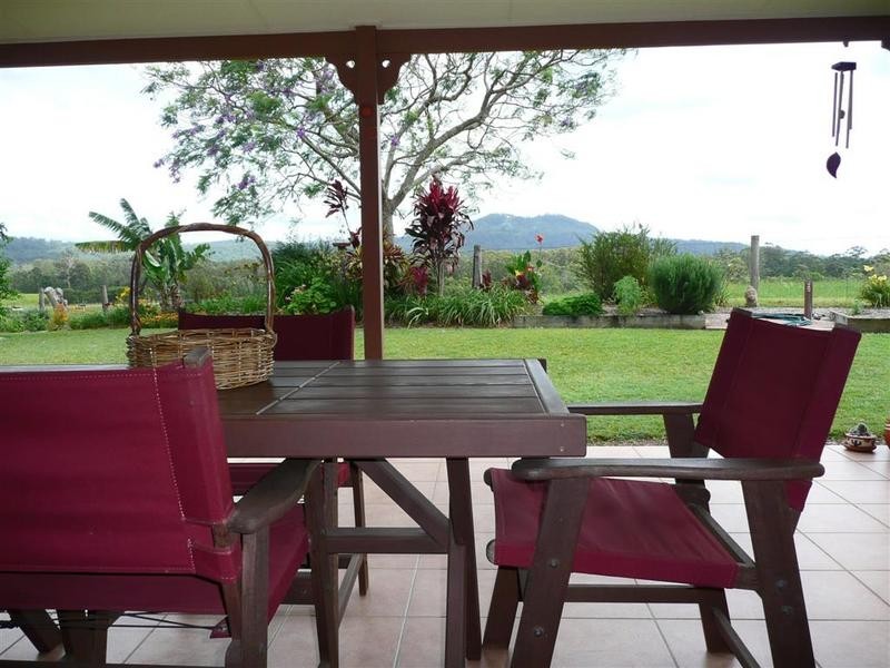 112 Yeates Road, Beerwah QLD 4519