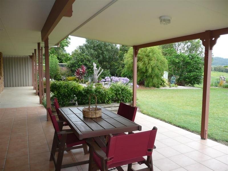 112 Yeates Road, Beerwah QLD 4519