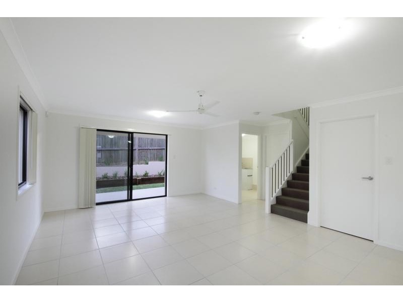 3 Sunset Road, Beerwah QLD 4519