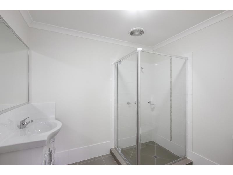 3 Sunset Road, Beerwah QLD 4519