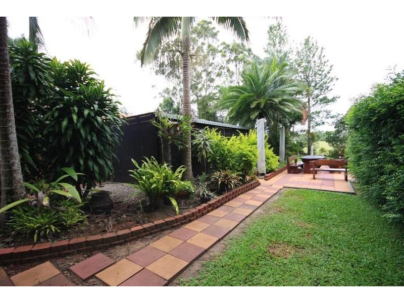 Glass House Mountains QLD 4518