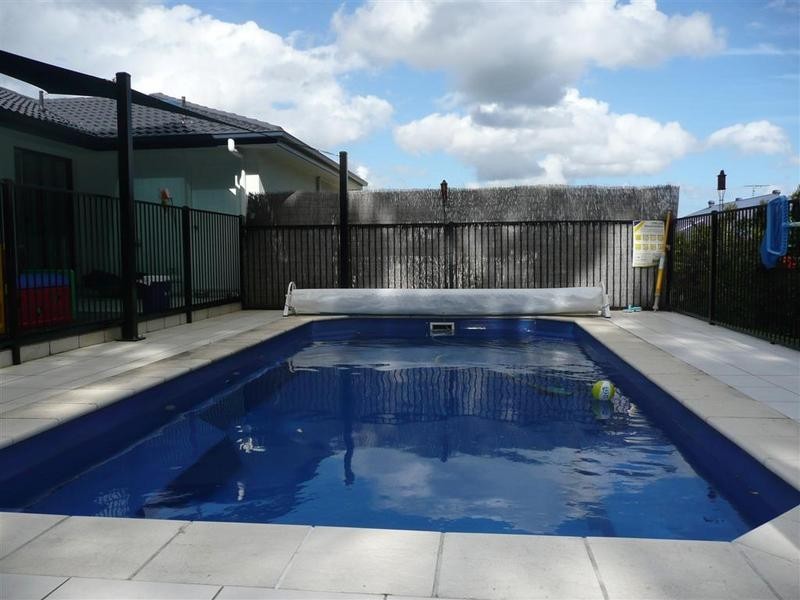 16 Smerdon Way, Glass House Mountains QLD 4518