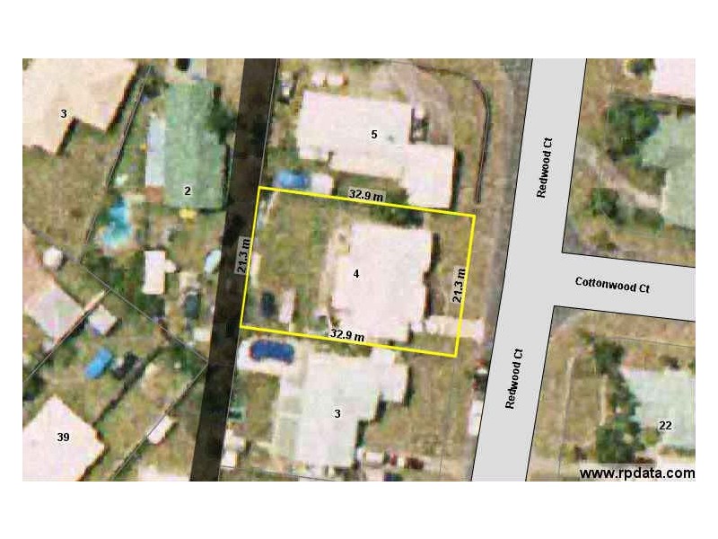 4 Redwood Court, Landsborough QLD 4550