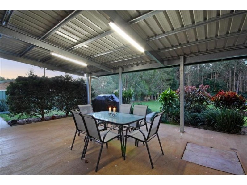 11 Hillside Road, Glass House Mountains QLD 4518