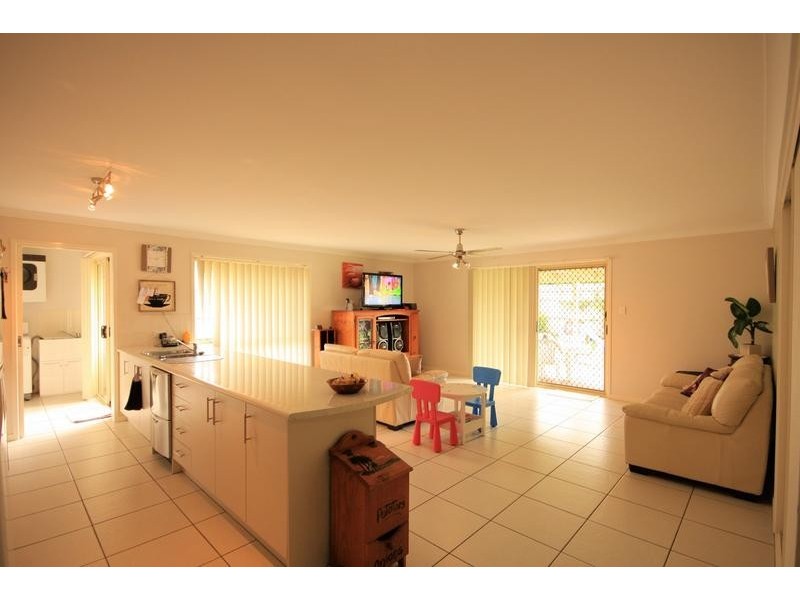 13 Usher Blvd, Beerwah QLD 4519