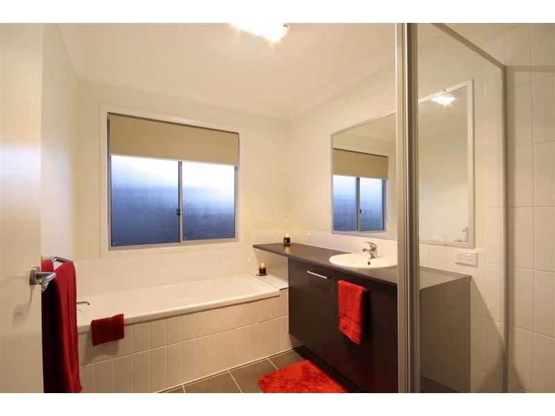 9 Silvereye Court, Beerwah QLD 4519