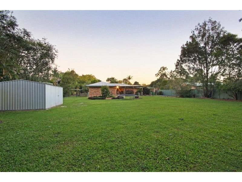 11 Hillside Drive, Glass House Mountains QLD 4518